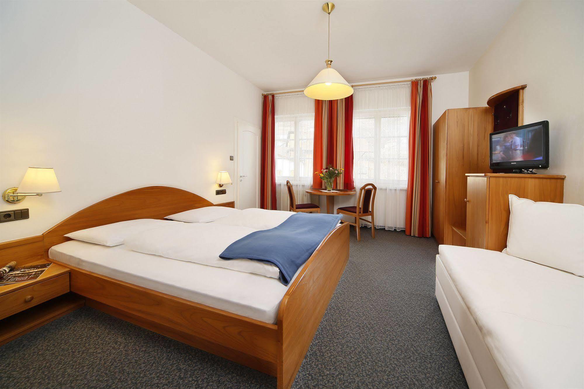 Hotel Rentschnerhof Bolzano Luaran gambar