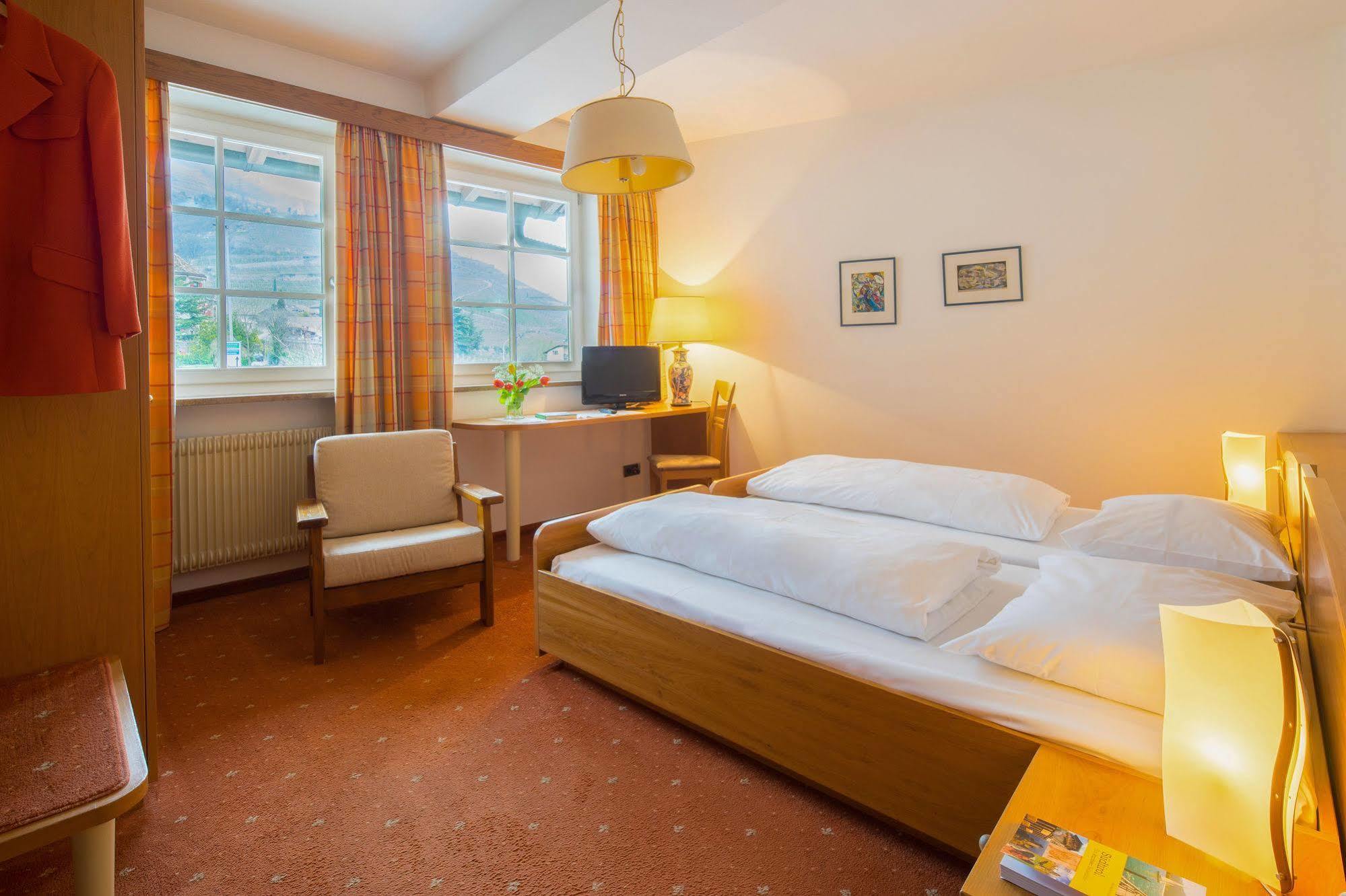 Hotel Rentschnerhof Bolzano Luaran gambar